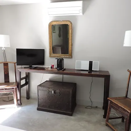 Be Loft Pool & Bed & Breakfast