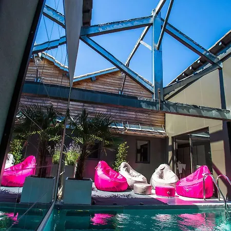 Be Loft Pool & Bed & Breakfast 2*