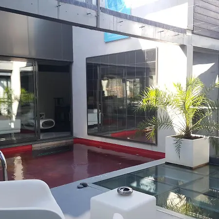 Couette-café Be Loft Pool &