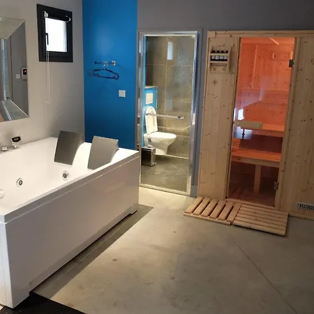 Be Loft Pool & 2*